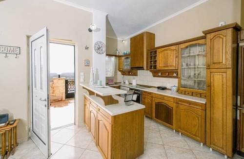 Spilia Apartment | Creta Sea View 2BR Maisonette by ΜΡS