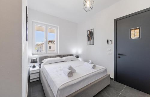 Durres Hotel | Crystal Beach Rooms by PS