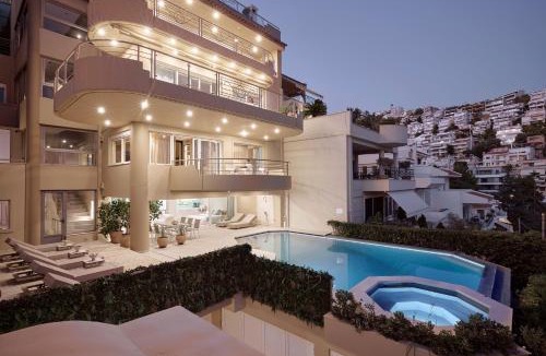 Voula Apartment | Crystal Green Signature Residences