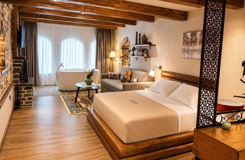 Gjirokaster Hotel | Cumaku Boutique Hotel & Spa