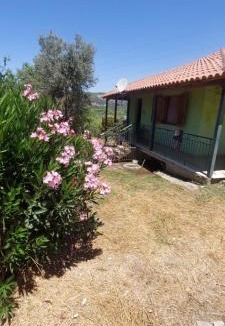 Pyrgos House | Cute House with mountain views