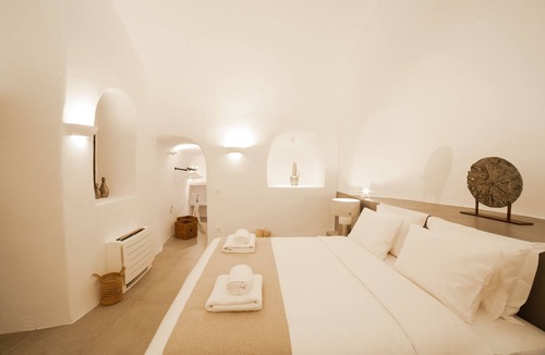 Megalochori House | Cydonia Caves