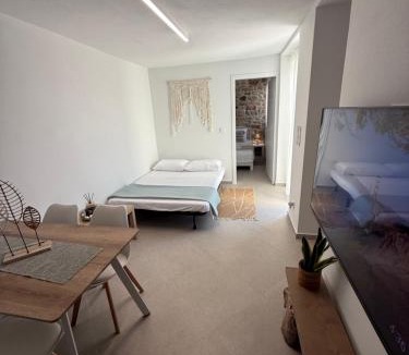 Kithira House | Cytherea Verde - Χαλάρωση και Φιλοξενεία