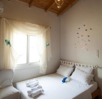 Chrisi Ammoudia House | D&P House