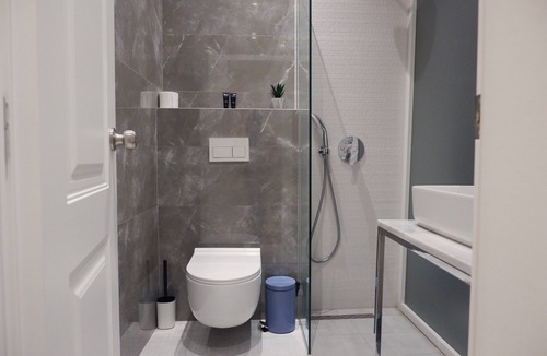 Blloku Hotel | D rooms City-center Tirana