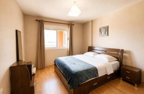 Pogradec Apartment | Dahlila`s Lake View Home