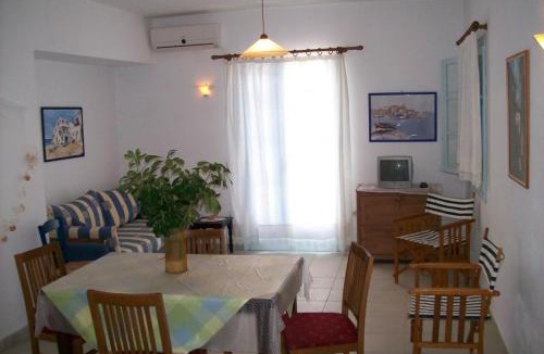 Diakofti Apartment | Daira Apartments