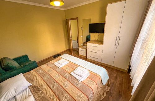 Bajram Curri Apartment | Dani Apartments Albanian Alps