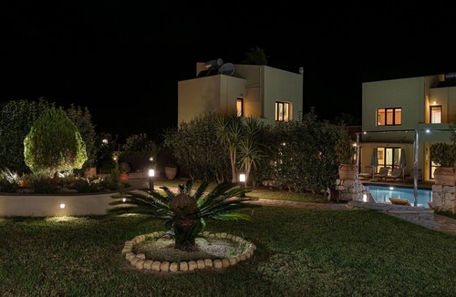 Maleme House | Daphnis Villen by Interhome
