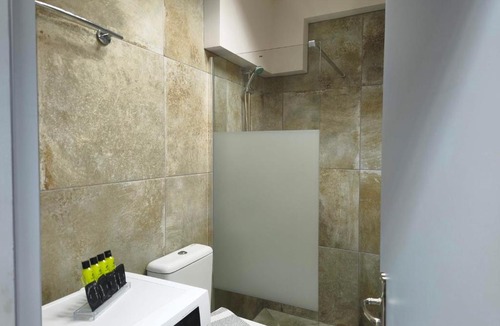 Chios Town Apartment | DATA Maisonettes and more