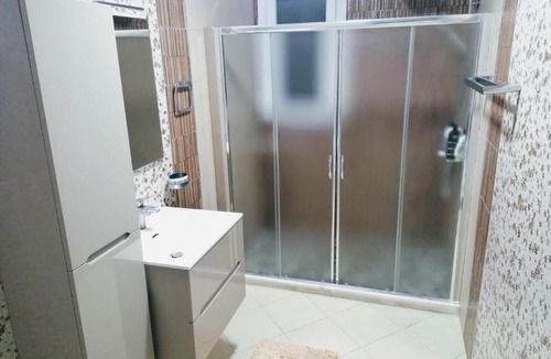 Kashar Apartment | DeaRoi penthouse