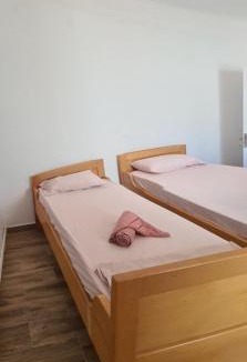 Skiros Apartment | debi's place