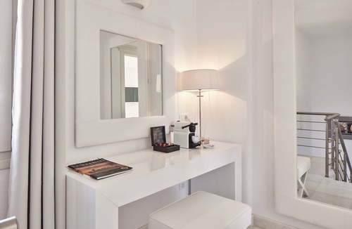 Agios Ioannis Hotel | DeLight Boutique Hotel - Small Luxury Hotels of the World