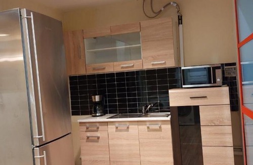 Athens Apartment | Deluxe Apartment 12BD 6BATH
