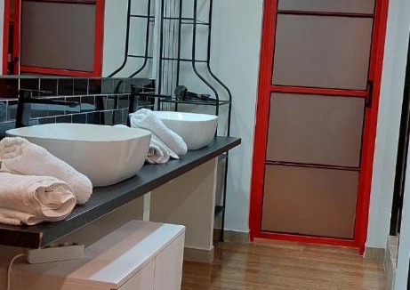 Athens Apartment | Deluxe Apartment 12BD 6BATH