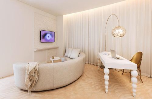 Drama Apartment | DELUXE APARTMENTS - parking , central suites