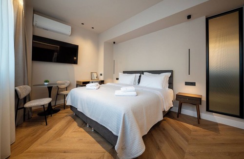 Psirri Hotel | Deluxe Junior Suite by Lux Suites Athens, Lux Suites Athens