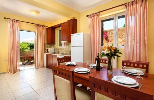 Dassia Villa | Deluxe Villa Rose with Private Pool