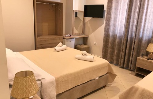 Qender Hotel | Deni's Hotel