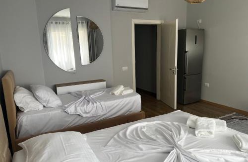 Kashar Apartment | Denis room