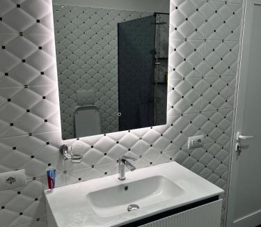Kashar Apartment | Denis room