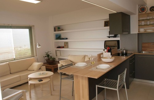 Pitharion Apartment | Der Garten von Zephyrus - Osten by Interhome