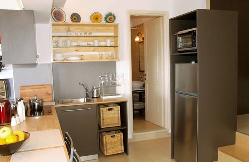 Pitharion Apartment | Der Garten von Zephyrus - Osten by Interhome