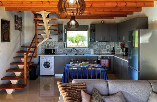 Kamisiana House | Destan & Juliette Luxury sea villa