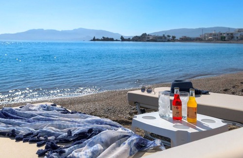 Haraki House | Detached Villa with Seaview in Charaki