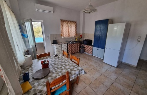 Spata-Artemida House | DianaBnB 10 minutes from the Airport