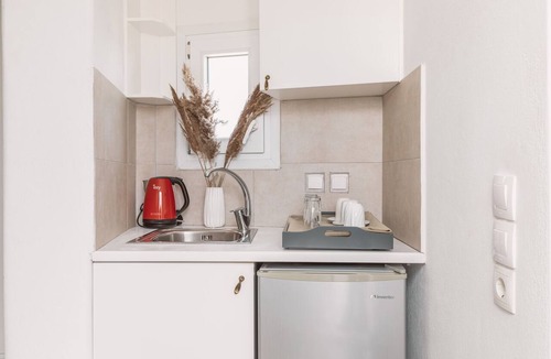 Glastros House | Dibellee Mykonos Studios