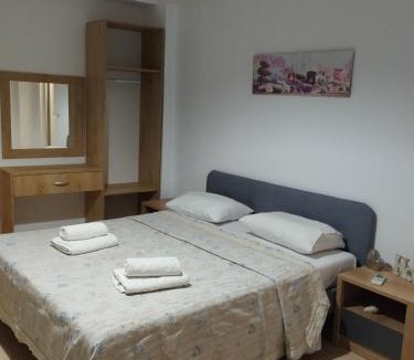Qeparo Apartment | Dim's villas