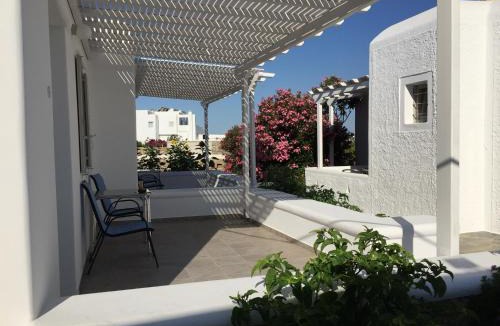 Glastros House | Diogenis Village Mykonos