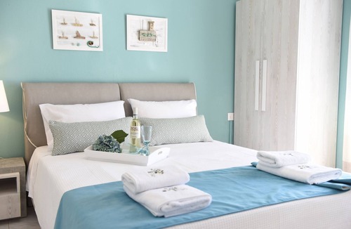 Paralia Dionysiou House | Dionisos Elia