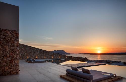 Apokoronas Villa | Dionysos Boutique Villa FirePit Heated Pool & Sauna
