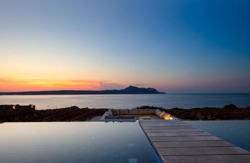 Apokoronas Villa | Dionysos Boutique Villa FirePit Heated Pool & Sauna