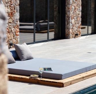 Apokoronas Villa | Dionysos Boutique Villa FirePit Heated Pool & Sauna