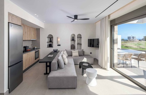 Lahania Villa | Dipagio Drift Villa - Two Bedroom Villa, Sleeps 4