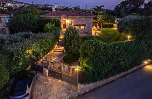 Kalyvia Thorikou Villa | Divine Stone House