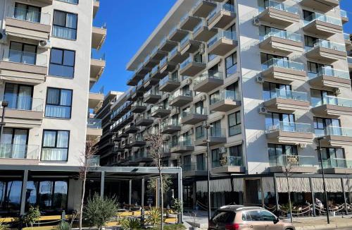 Shengjin Apartment | Dolce Mare Luxury Apartment