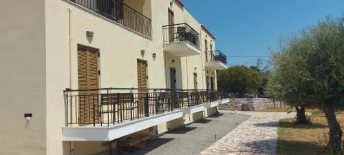 Skoutari Apartment | Domaine Papakonstantis