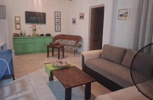 Nea Potidaia Ski Chalet | Domnas farm potidea