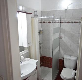 Paralia Ofryniou Apartment | Doukas Aparthotel