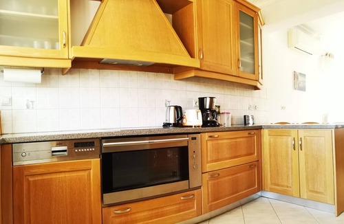 Dempla Apartment | Douranakis house · Seaview Apartment