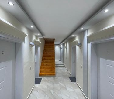 Dragobi Hotel | Dragobia House & Table