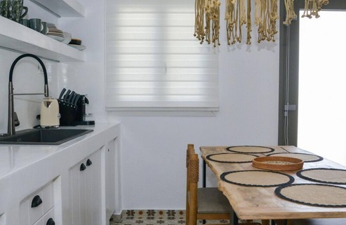Adamas House | Dream on Adamas Milos