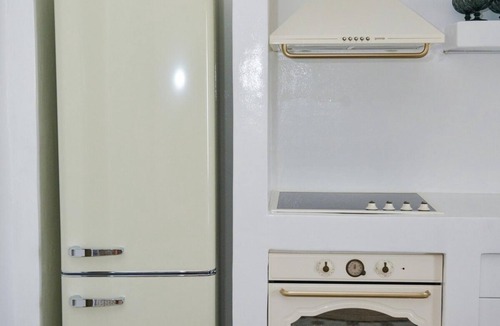 Adamas House | Dream on Adamas Milos