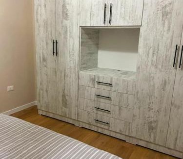 Mbrostar-Urë Apartment | DRITA 2 Cozy Modern Apartment Fier