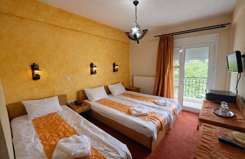 Veroia Condo | Ducata Hotel - Triple Room with Balcony & Views