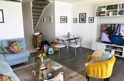 Ishem Apartment | Duplex Seaview Condo